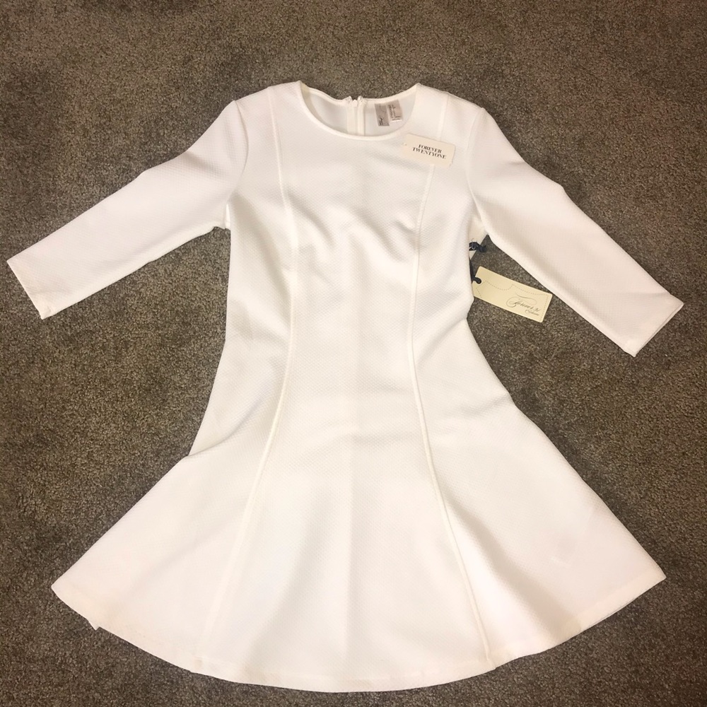 F21 above the knee, short cream, size small dress